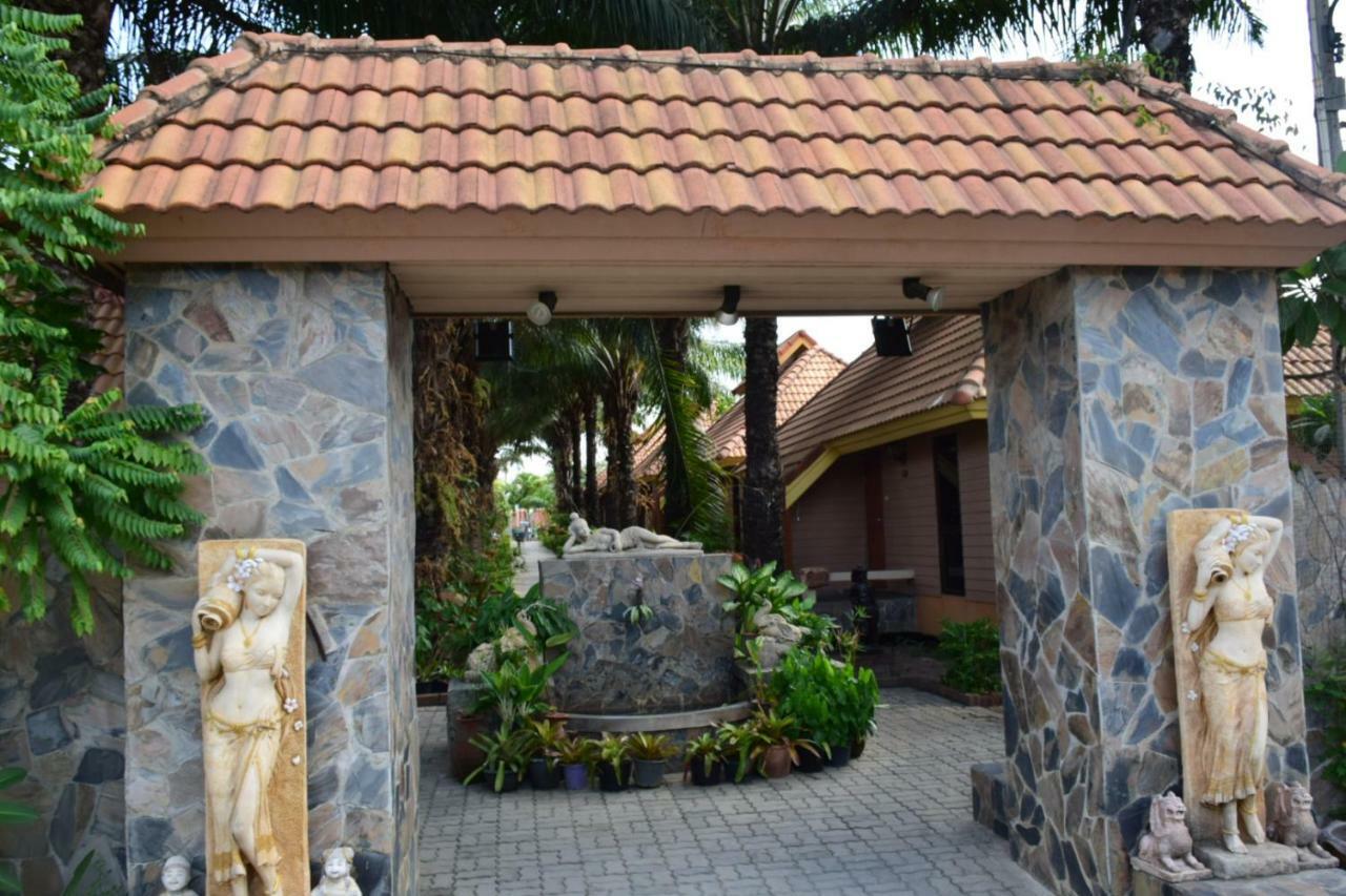 Spm Residence Resort & Spa Si Racha Eksteriør billede