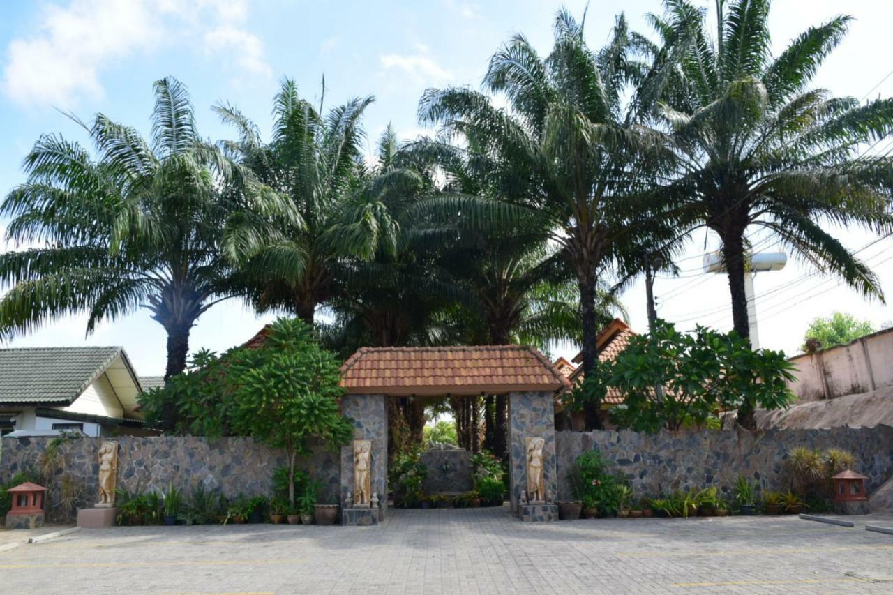 Spm Residence Resort & Spa Si Racha Eksteriør billede